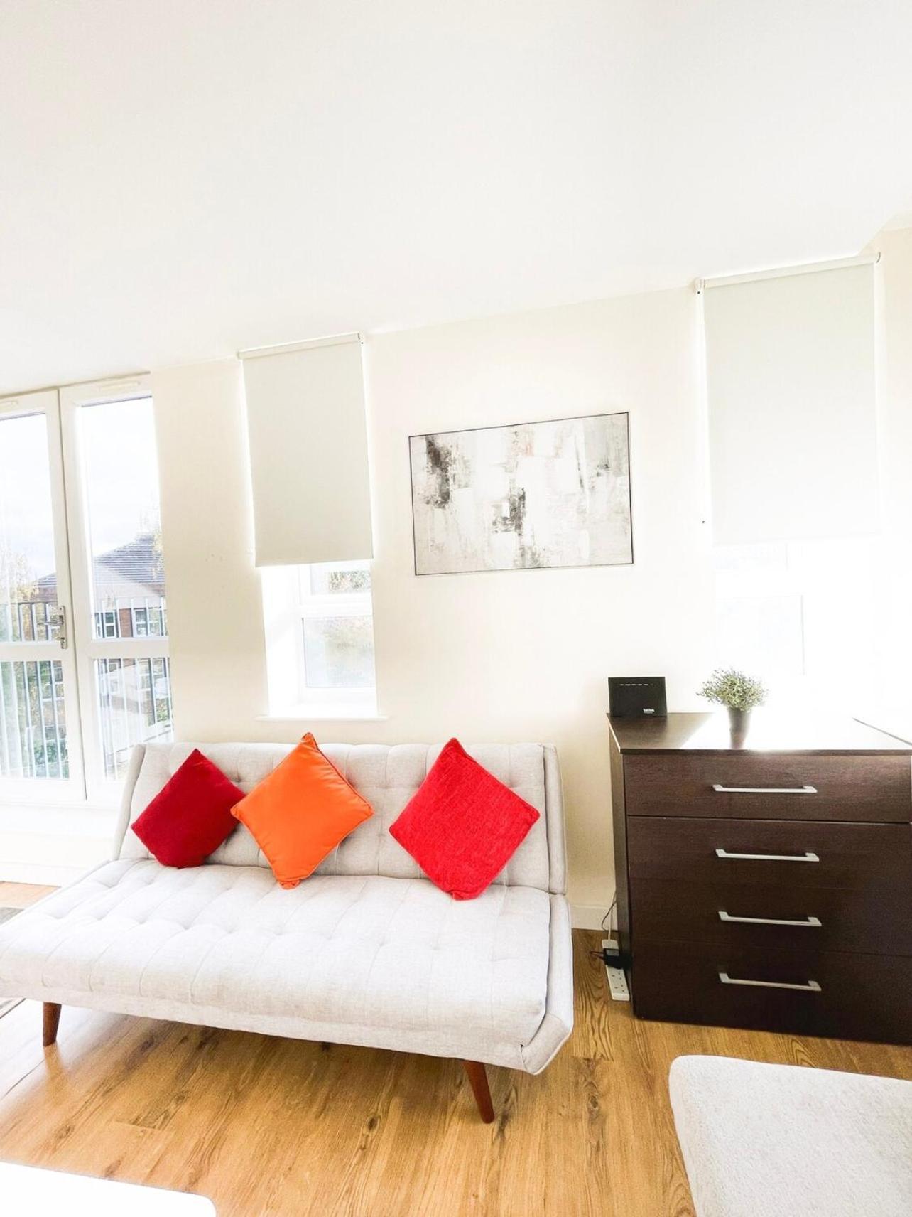 Maidstone Heights By Kasar Stays Buitenkant foto